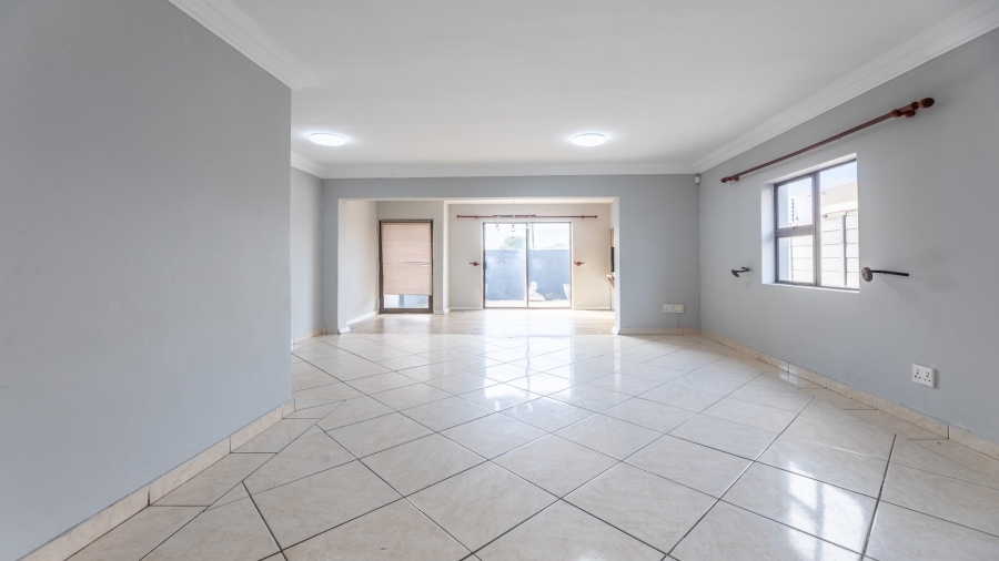 3 Bedroom Property for Sale in Parklands Western Cape